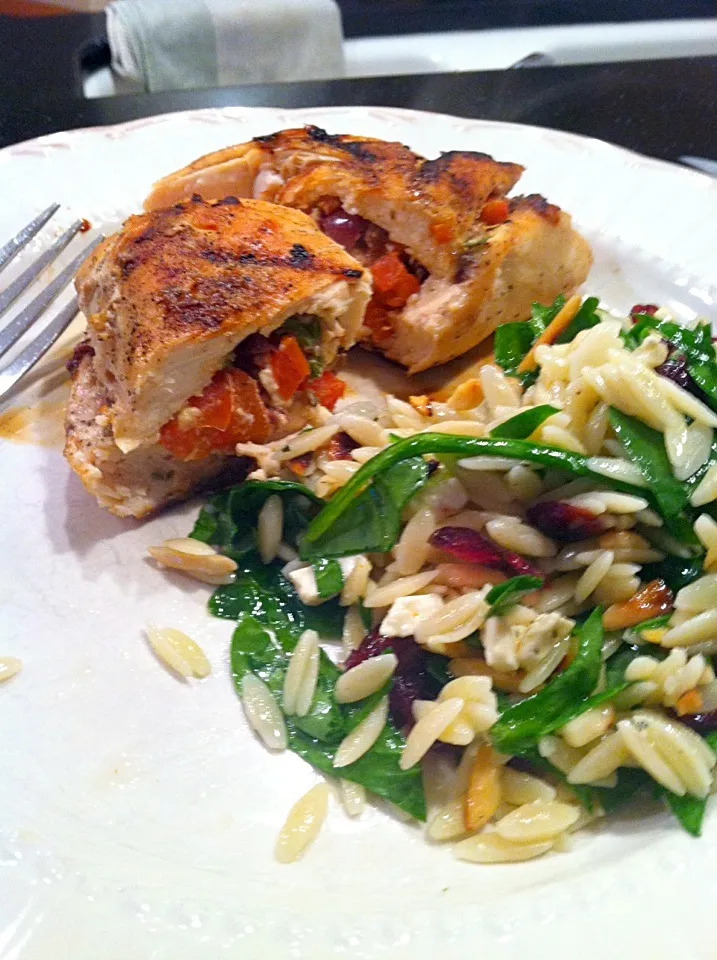 Snapdishの料理写真:Mediterranean Stuffed Chicken with Spinach-Orzo Salad|K Goodnessさん