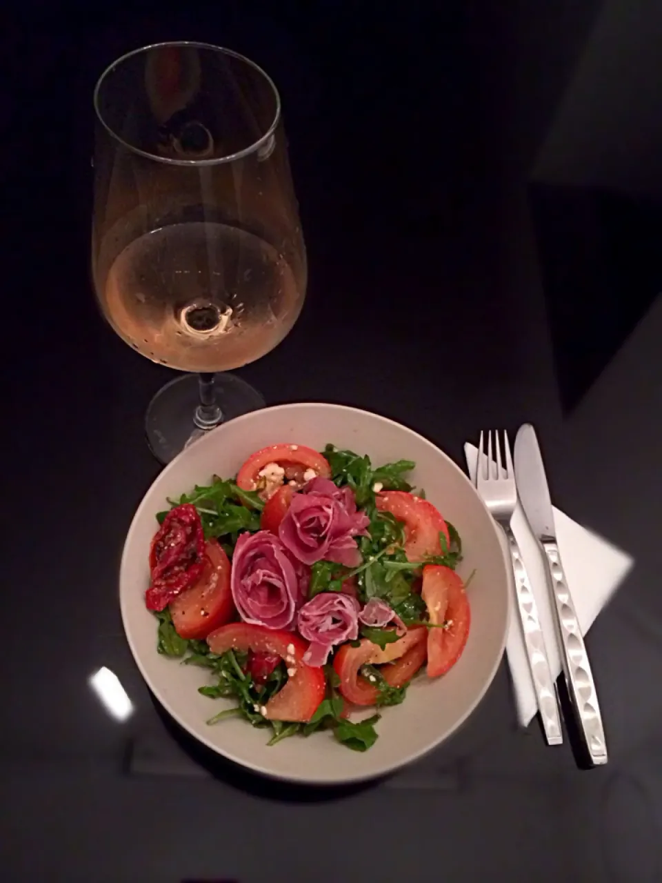 Rocket tomato salad with parma ham and feta cheese|ginaさん