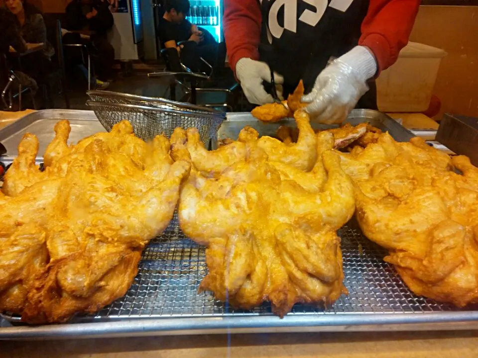 Korean Traditional market chicken :)  cheap & heartfelt menu|Yumiさん