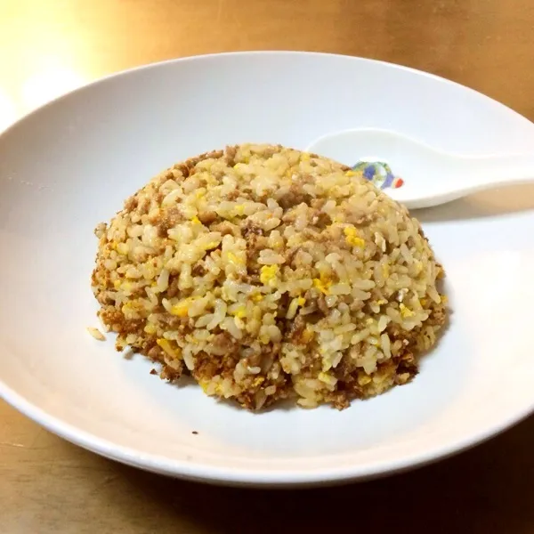 ひき肉チャーハン。ひき肉炒めるとき紹興酒入れたら美味しかったです|bさん