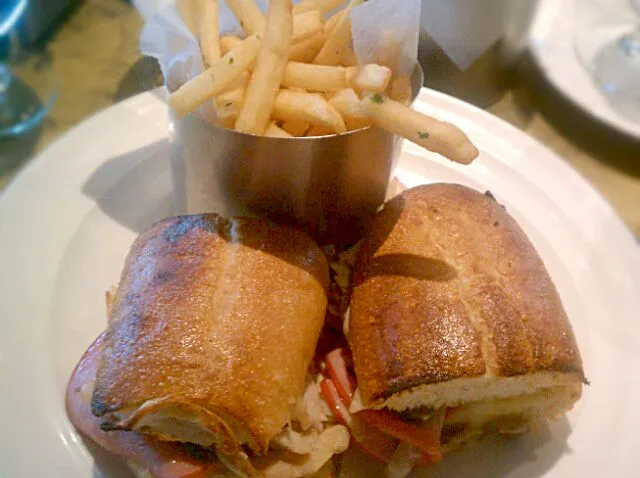 Cuban sandwich with duck fat fries|Jiraphon Gさん