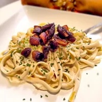 Vegan Fettuccine Alfredo with Roasted Mushrooms