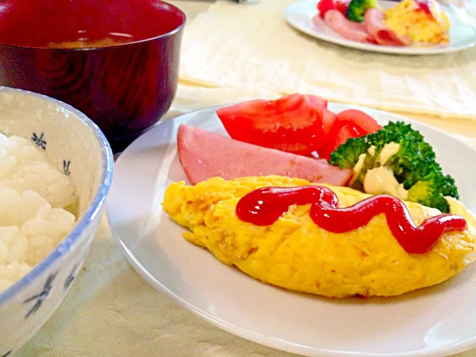 オムレツで朝食♪|ひかるんさん