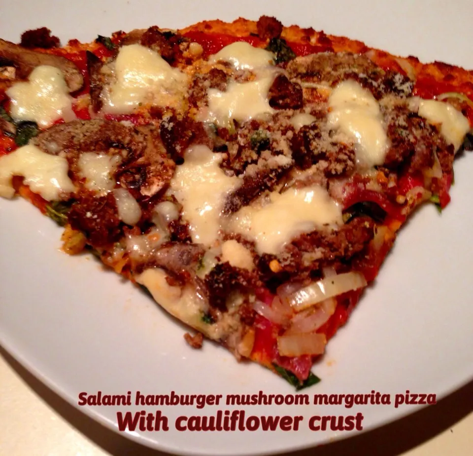 Snapdishの料理写真:Supreme pizza with cauliflower crust|bertocci infernoさん