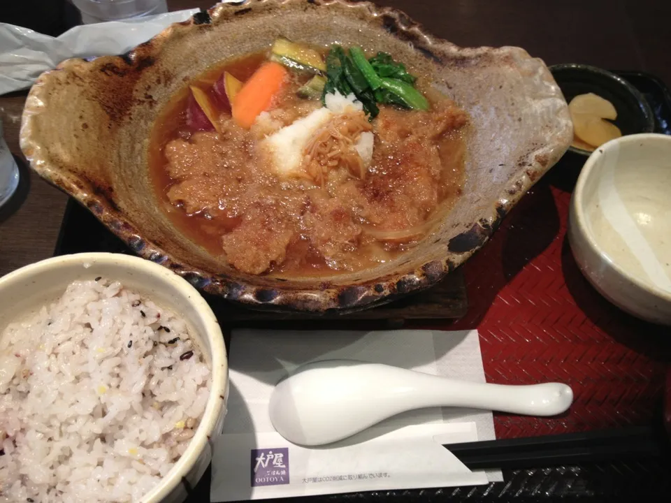 大戸屋 チキンかあさん煮定食|ゆんくるさん