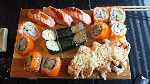 #Sushi californie maki tamago maki ebi tempura maki and flame sake|Natasjaさん