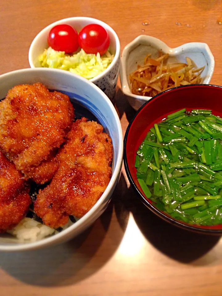 3/29夜ご飯：ソースカツ丼|いづさん