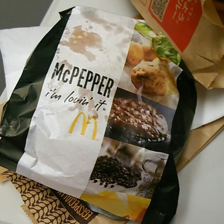 やっと食べられた、マックペッパービーフ♪
今日からしばらく、確実に食べ過ぎる。|kkstitchさん