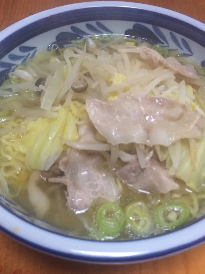 肉野菜塩ラーメン|山上直哉さん