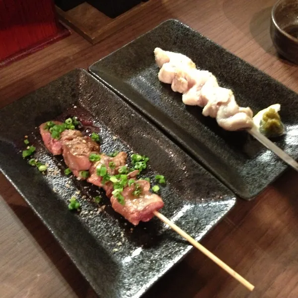 くるみちゃんとオフ会してきました〜✌️
美味しい焼き鳥屋さんで、いろんなものを食べて楽しくおしゃべりしてきました😘〆は鳥雑炊頂きました〜😁|laputa3977さん