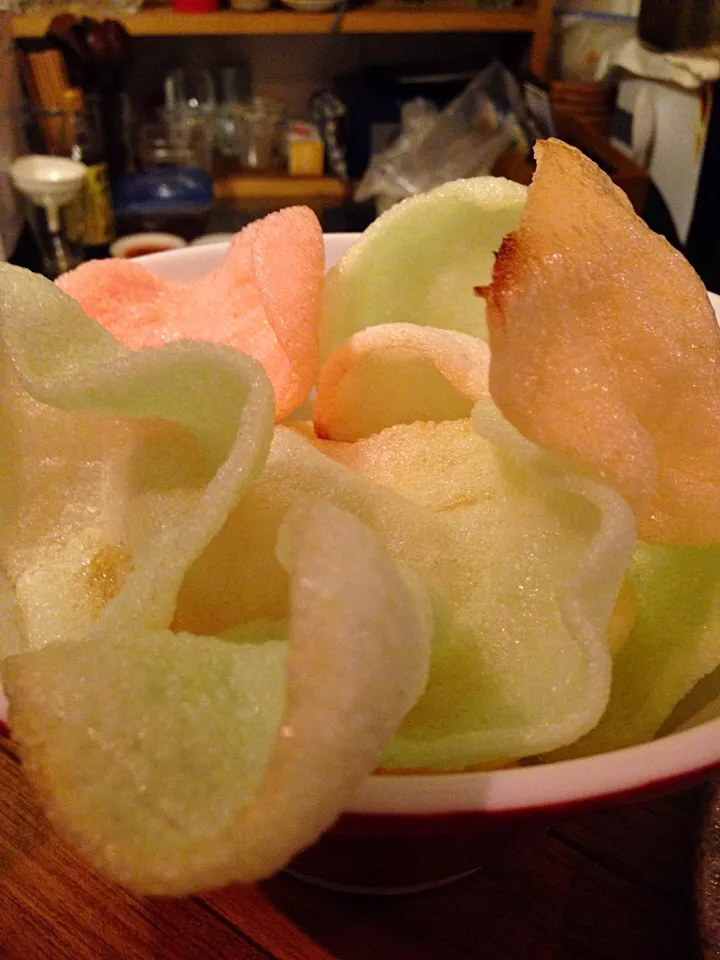 Snapdishの料理写真:Prawn Crackers!|mさん