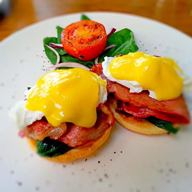 Eggs Benedict @ The Livingstone Bakery & Cafe|Ian Kohさん