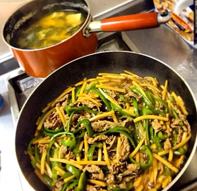 Miso Soup. Beef with bellpepper and bamboo shoots in oyster sauce|Kath Kanekoさん