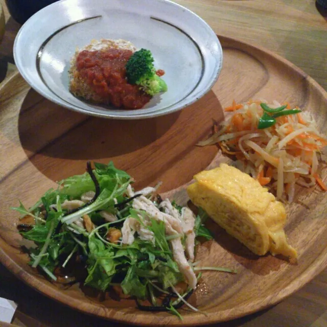 色々メニューが選べるランチ♪メンチカツにホタテと白菜のクリーム煮など٩(ˊᗜˋ*)و|Daisyさん