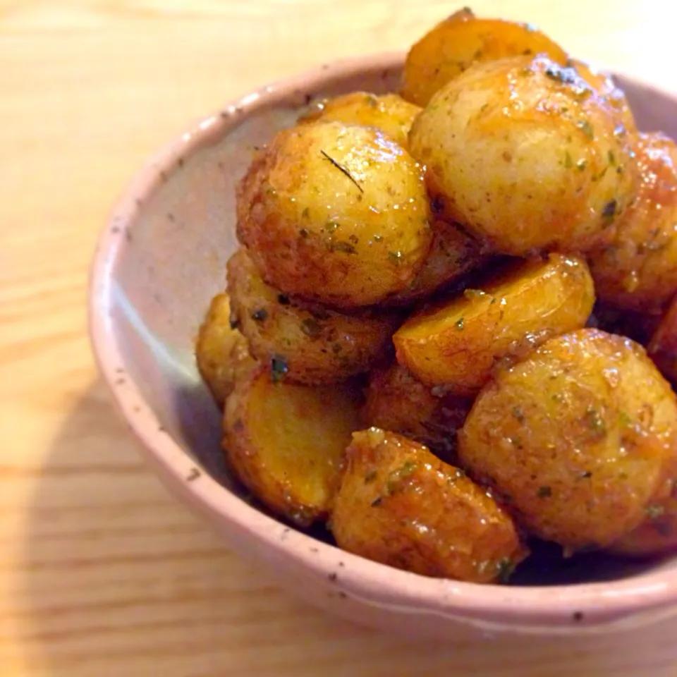 新ジャガの煮っころがし 味噌バター|あいこ ⁎ˇ◡ˇ⁎さん