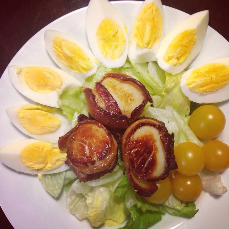 Salad with scallops|Brian Churchillさん