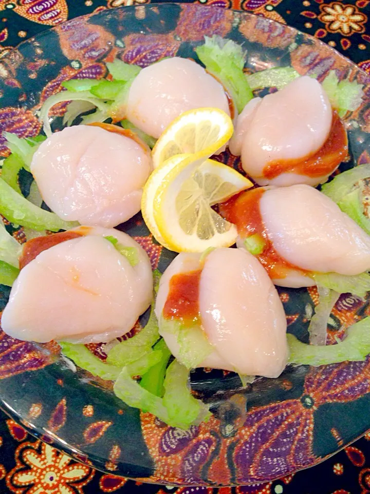 Snapdishの料理写真:ucoparche's Asian carpaccio of scallops🐚ゆうさんのｱｼﾞｱﾝ帆立のｶﾙﾊﾟｯﾁｮ|🌈Ami🍻さん