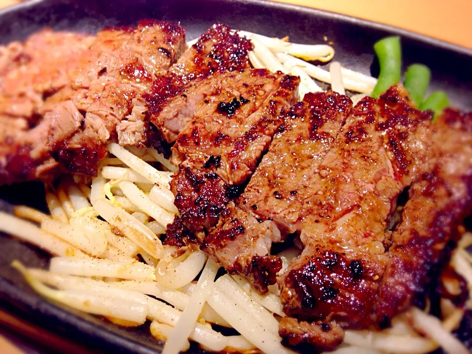 【やよい軒】ステーキ定食🍴✨お肉大好き😁👏|Tanni Kaさん