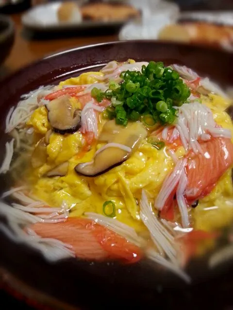 蟹餡掛け丼   もちろんカニカマ(-.-)|ふりるさん