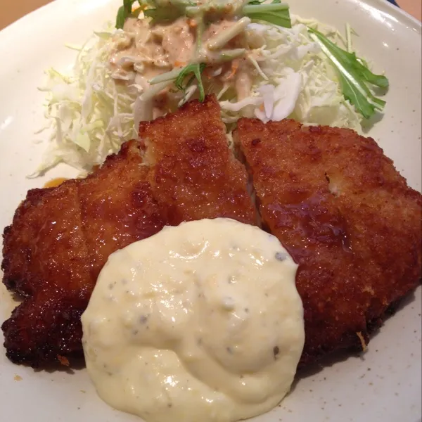 Snapdishの料理写真:チキン南蛮定食☆６９０円なり〜|Shuichi Kikutaさん