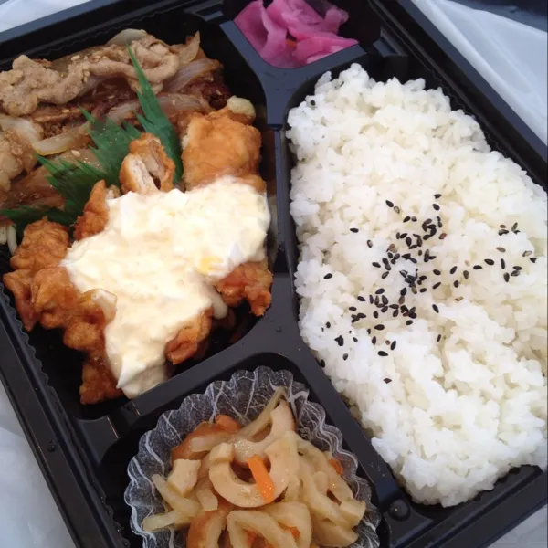 ３００円弁当〜
タルタルたまらん〜|Shuichi Kikutaさん