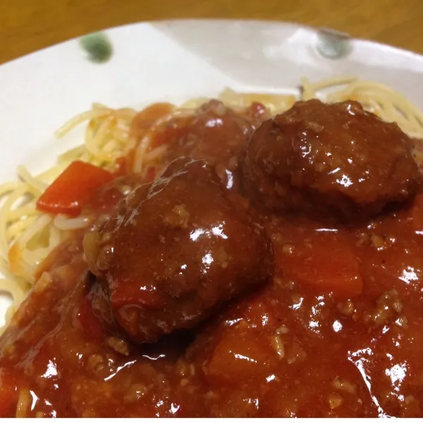 Snapdishの料理写真:自家製ミートスパゲティー💕
麺は細麺なので水に1時間位付けて、食べる間際に沸騰した湯に1分茹でたら見事なアルデンテになった！ためしてガッテン流です( ･ิϖ･ิ)|okame27さん