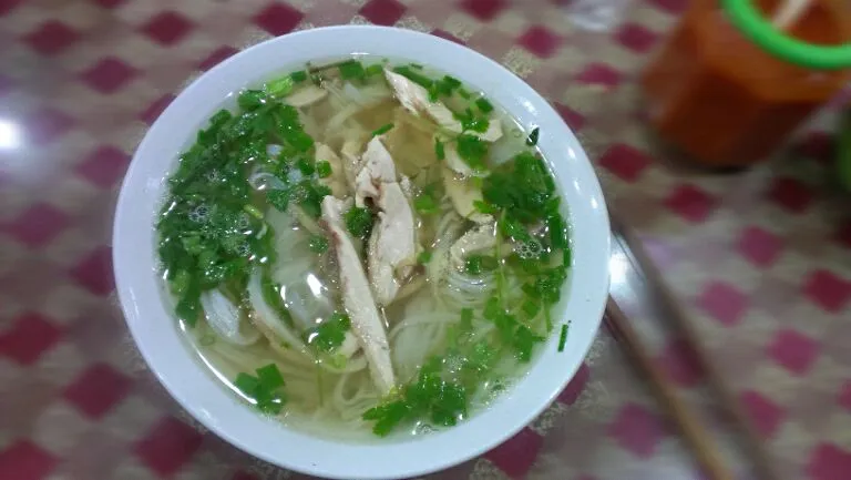 Pho Ga - Vietnamese Rice Noodle w/ Chicken Soup|Sean Jeongさん