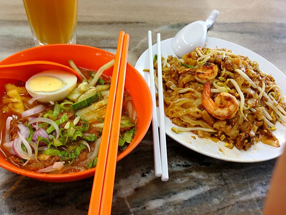 Snapdishの料理写真:My favorite Asam laksa & Fried Kuay Tiao|GraceLovingFoodさん