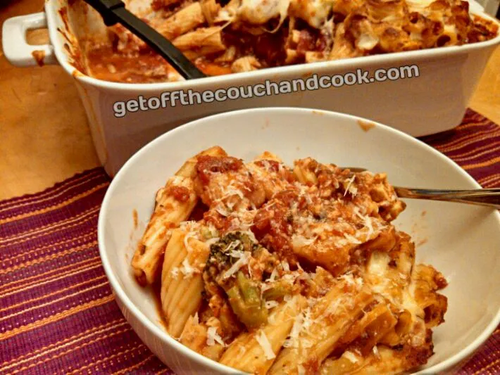 Rigatoni in spicy marinara with chicken, broccoli, cauliflower and mozzarella|Sashi Steinerさん