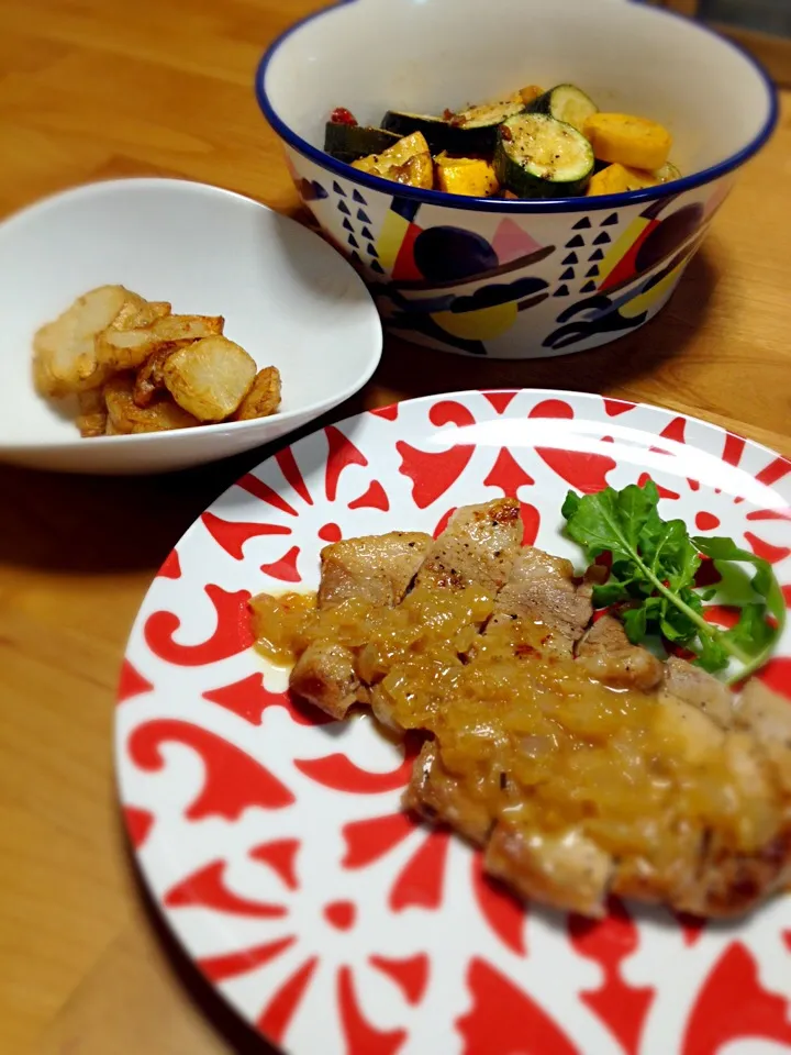 shikanoさんの料理 醤油麹白ワインバターソースのポークソテー♡レイちゃんのズッキーニのピンチョス♡菊芋の素揚げ|さちこ(さがねっち)さん