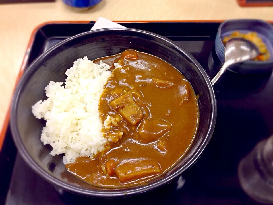 吉野家の旨辛カレー。|えすとさん