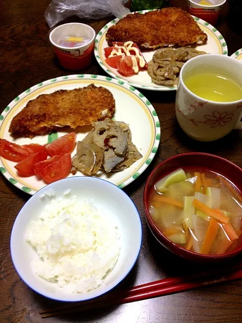 Snapdishの料理写真:チキンカツご飯☆|みよこさん