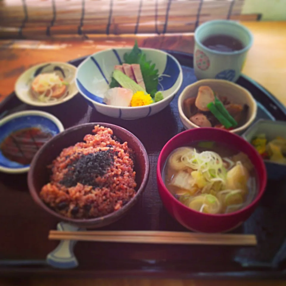 Snapdishの料理写真:蔵前で寝かせ玄米定食♥|まなみさん