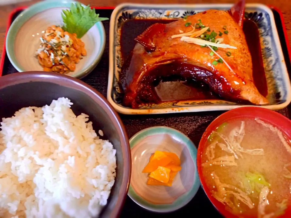 ぶりかま煮定食🐟|おかっぴーさん