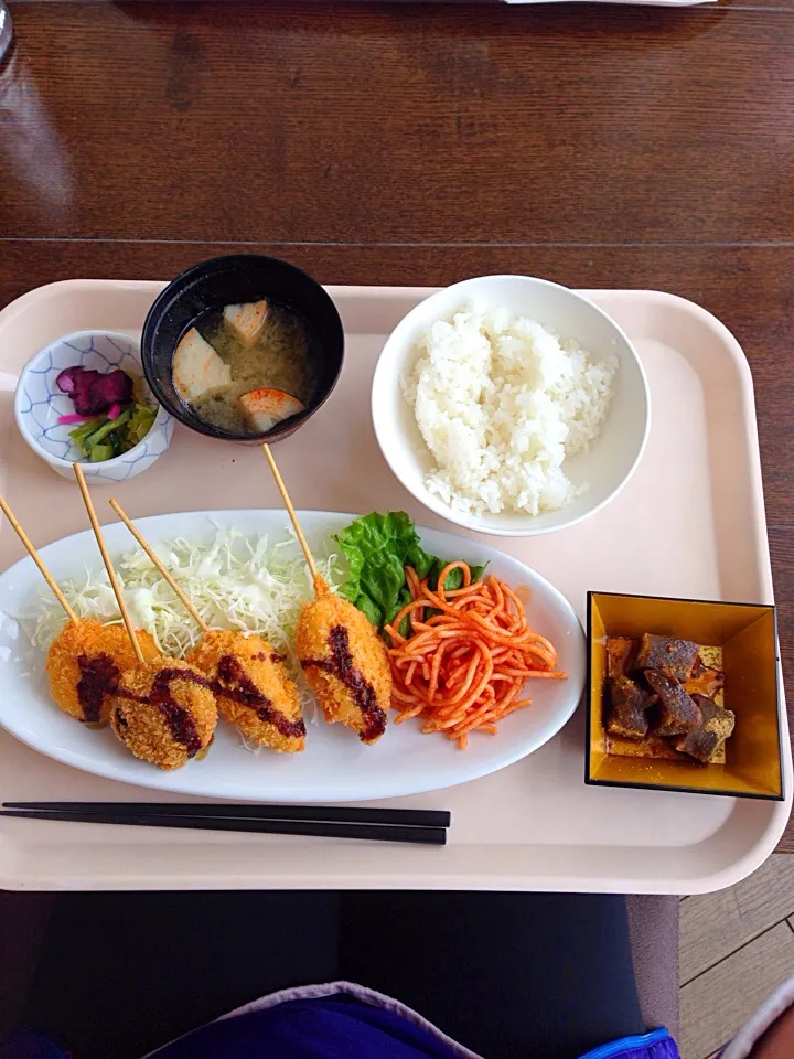 市役所の食堂|ゆみさん