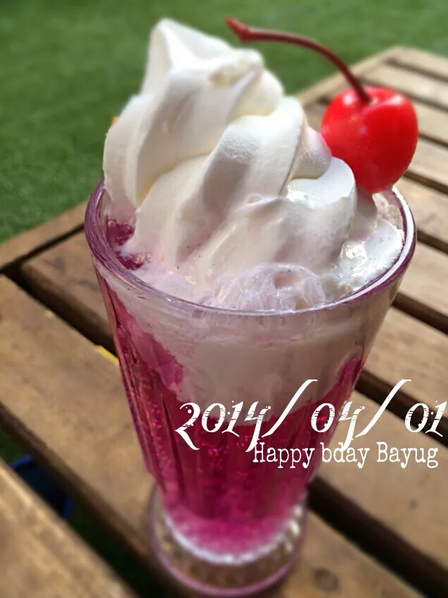 Snapdishの料理写真:Grape Float|pandaさん