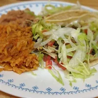 Chicken Tacos with Mexican Rice & Beans|Melissa McMillinさん