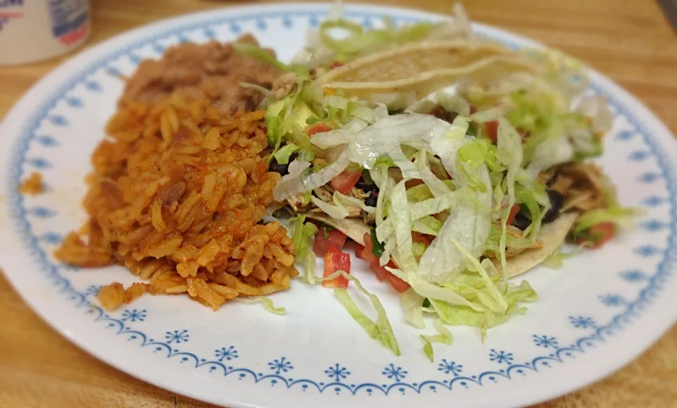 Chicken Tacos with Mexican Rice & Beans|Melissa McMillinさん