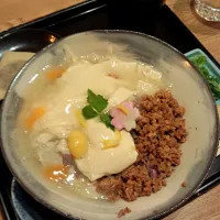 Snapdishの料理写真:湯葉トロ丼、京都清水寺。|Masaru Suzukiさん