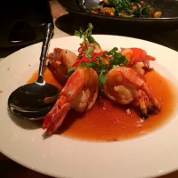 Snapdishの料理写真:Shrimp with tamarind sauce|sara khooryさん