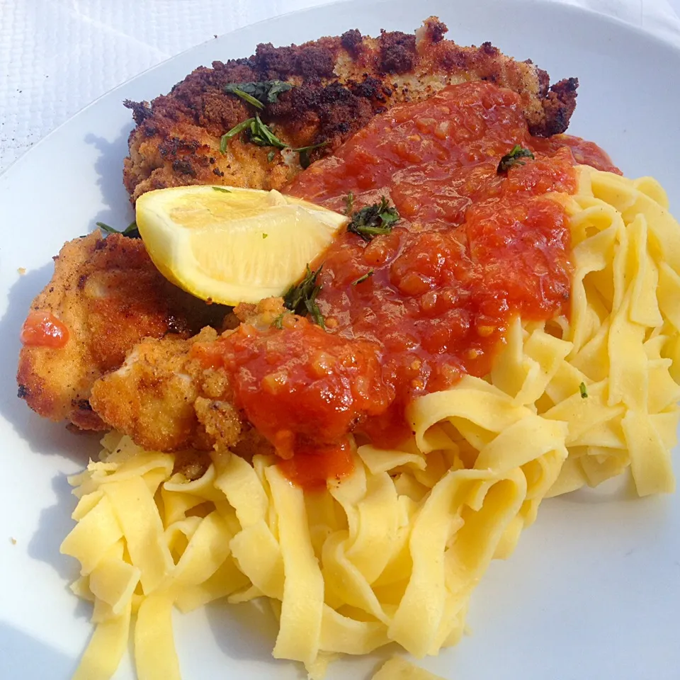 Snapdishの料理写真:Scaloppina alla milanese|jm gobetさん