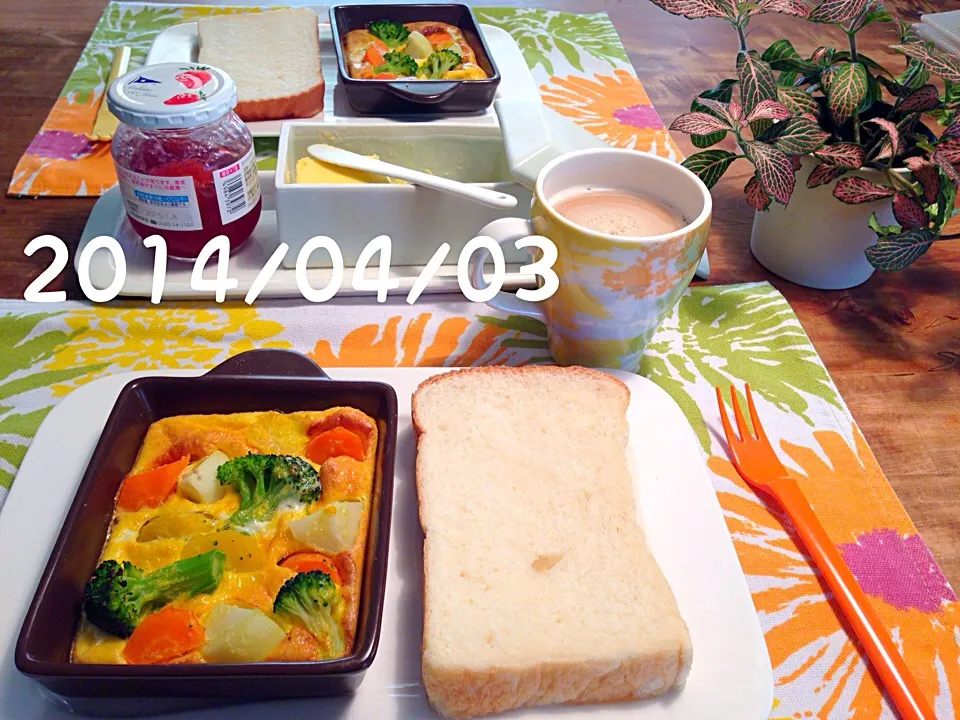 Snapdishの料理写真:朝ごはん  2014・4・3|ローゼルさん