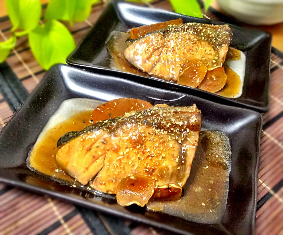 Snapdishの料理写真:Yellowtail teriyaki style with slow-cooked daikon radish|Kirk Awiamさん