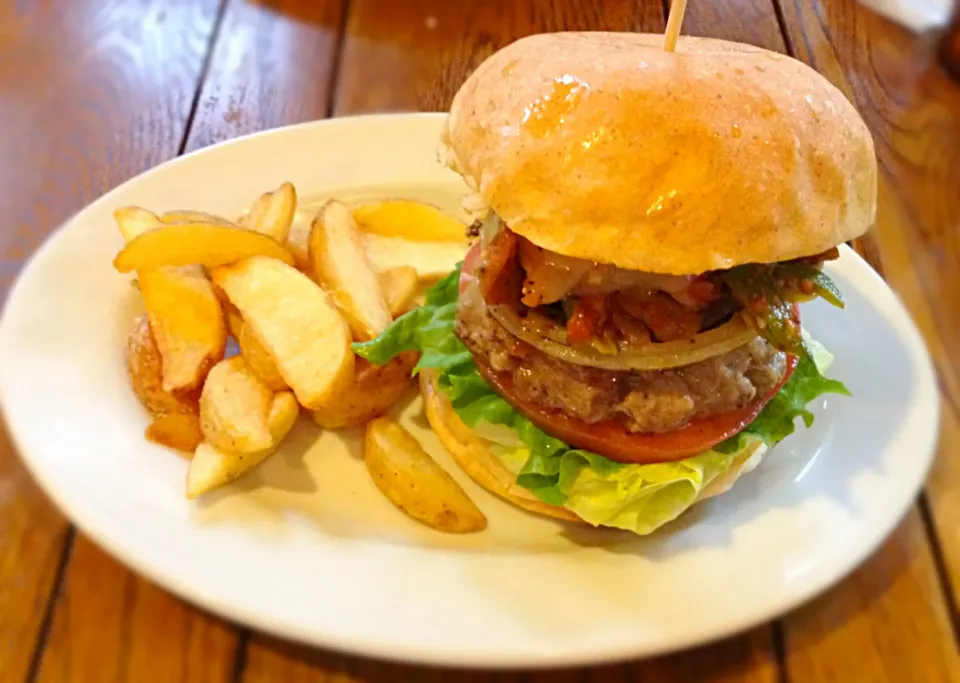 Snapdishの料理写真:M. O. S Burger|Kenji Someyaさん