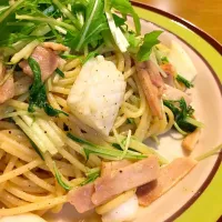 イカとハムと水菜のパスタで夕食🍝🍝