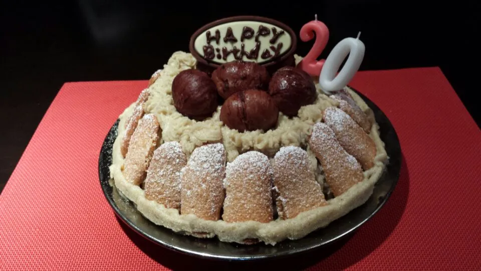 我が家の秋収穫の栗DEモンブランCAKE (^o^)♡食べたい時が桜の時期なり！|AKIKOさん