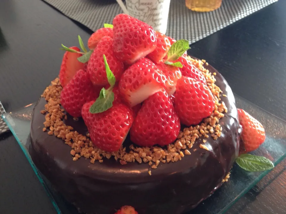 Strawberry chocolate Cake|Takahiro Kazahayaさん