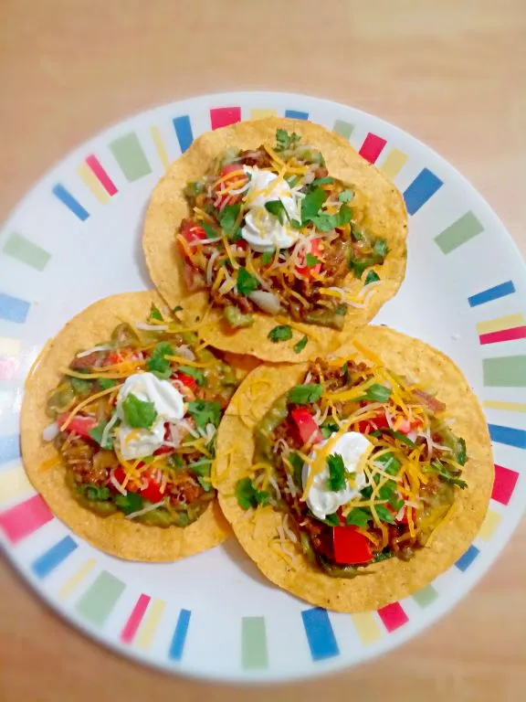 Tostadas|Yari Gonzálezさん