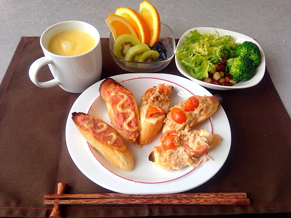 ＊バタールで朝食＊|Emiさん