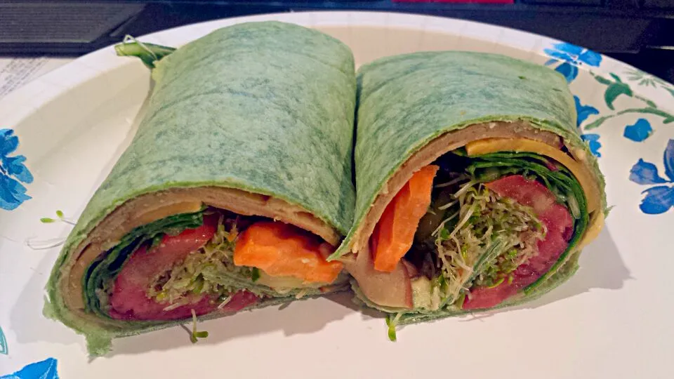 veggie wrap w/ spinach tortilla wrap with hummus spread,  veggie lunch meat, cheddar cheese, carrots, cucumbers, tomatoes, spinach/kale mix, alfalfa sprouts|Brianaさん